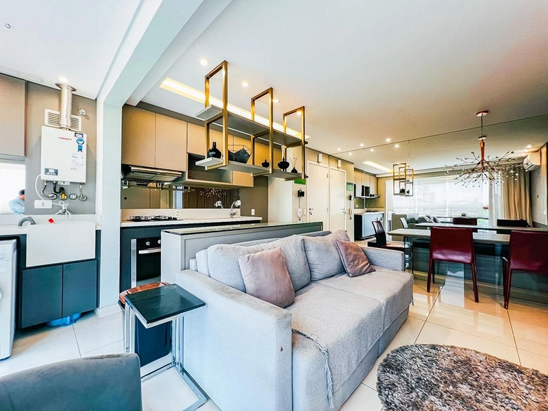 Apartamento Decorado e Mobiliado no Ipiranga - 54m²  2 Dorms (1 Suíte) a 700m do Metrô Sacomã: 2ª foto da galeria de imagens do imóvel