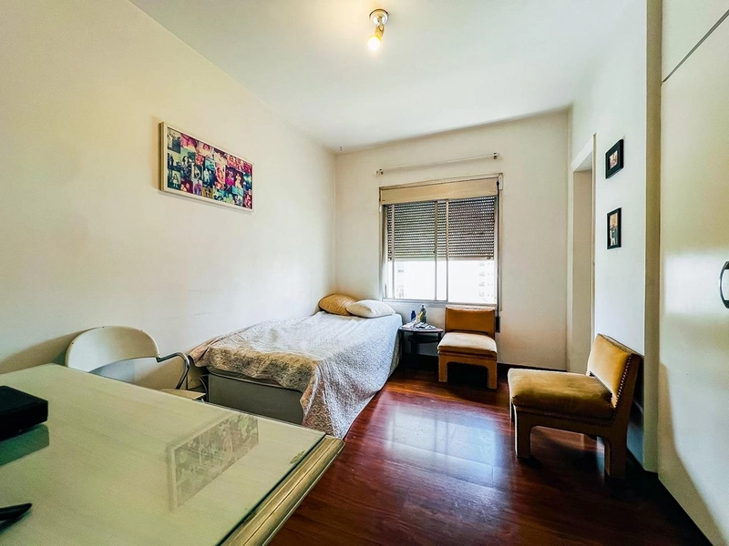 Aclimação | 150m² | 4 Dorms (2 Suítes) | 3 Vagas | Sacada | 700m do Parque da Aclimação: 9ª foto da galeria de imagens do imóvel