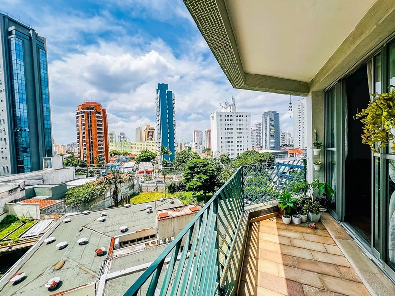 Aclimação | 150m² | 4 Dorms (2 Suítes) | 3 Vagas | Sacada | 700m do Parque da Aclimação: 4ª foto da galeria de imagens do imóvel