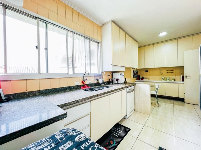 Aclimação | 150m² | 4 Dorms (2 Suítes) | 3 Vagas | Sacada | 700m do Parque da Aclimação: 19ª foto da galeria de imagens do imóvel