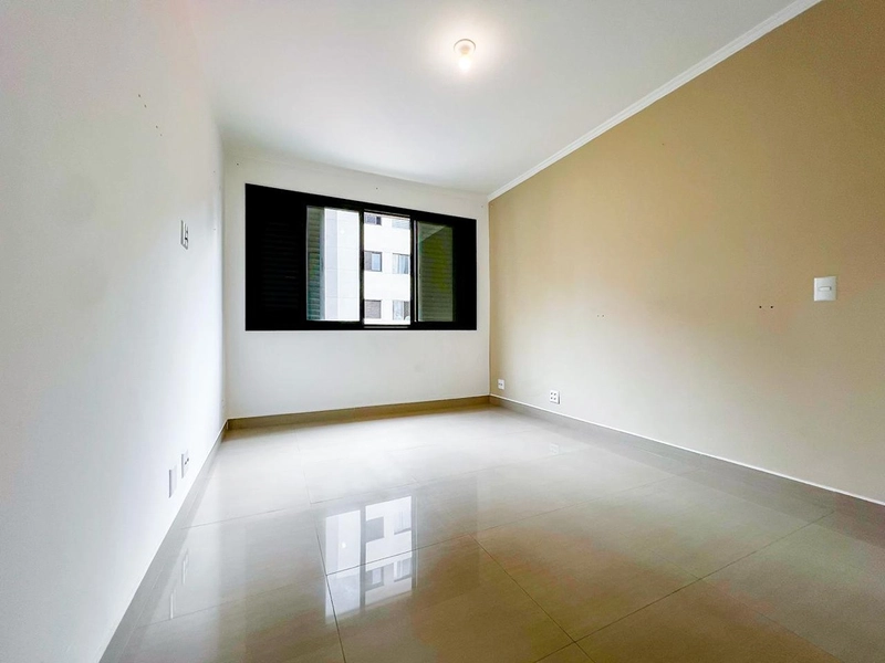 Espaço de verdade no Paraíso: 160m² + 3 vagas, raridade na região.”: 5ª foto da galeria de imagens do imóvel