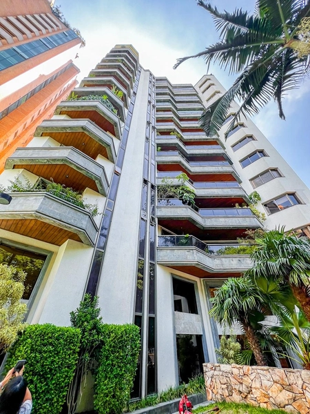 Exclusividade em 305 m² com vista definitiva para o Parque Airton Sena e clube Circulo Militar: 42ª foto da galeria de imagens do imóvel