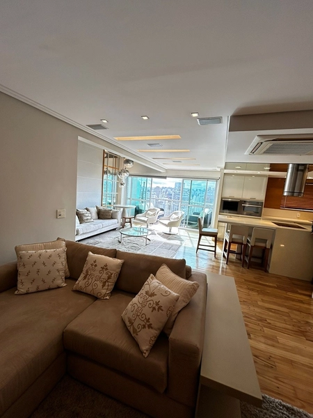 Duplex Mobiliado com Vista Livre em Moema – 2 Suítes e 2 Vagas no Andar Alto!: 6ª foto da galeria de imagens do imóvel