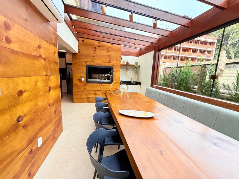 Linda Casa no Bavaria com 4 Dormitórios: 11ª foto da galeria de imagens do imóvel