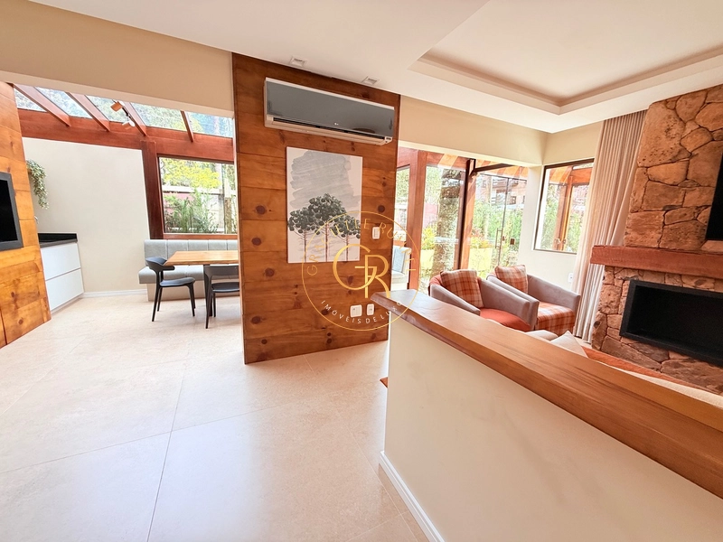 Linda Casa no Bavaria com 4 Dormitórios: 7ª foto da galeria de imagens do imóvel