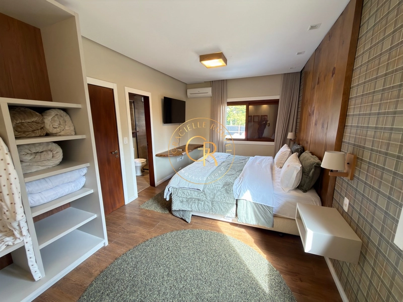 Linda Casa no Bavaria com 4 Dormitórios: 21ª foto da galeria de imagens do imóvel