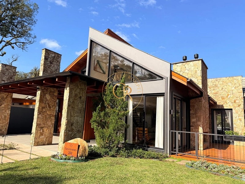 Linda Casa, Gramado decorada 5 Suítes: 67ª foto da galeria de imagens do imóvel