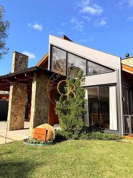 Linda Casa, Gramado decorada 5 Suítes: 70ª foto da galeria de imagens do imóvel