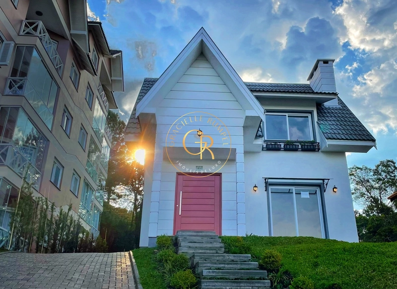 Casa com 04 dormitórios em Condomínio em Canela: 1ª foto da galeria de imagens do imóvel