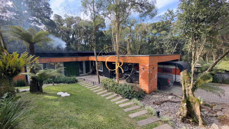 Casa com 04 dormitórios no Condomínio O Bosque em Gramado!: 2ª foto da galeria de imagens do imóvel