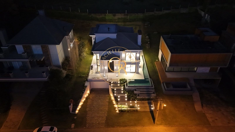 CASA SOLIDITÁ NO ASPEN MOUNTAIN EM GRAMADO RS: 1ª foto da galeria de imagens do imóvel