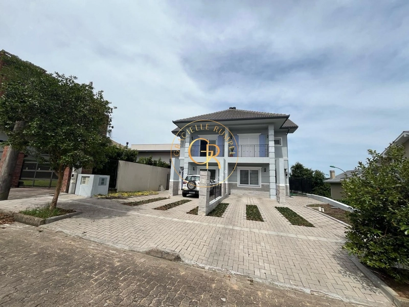 Casa Geminada com 03 dormitórios em Bairro Nobre em Nova Petrópolis: 1ª foto da galeria de imagens do imóvel