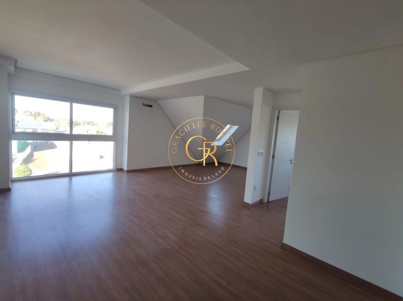 Apartamento com 04 dormitórios em Gramado!: 8ª foto da galeria de imagens do imóvel