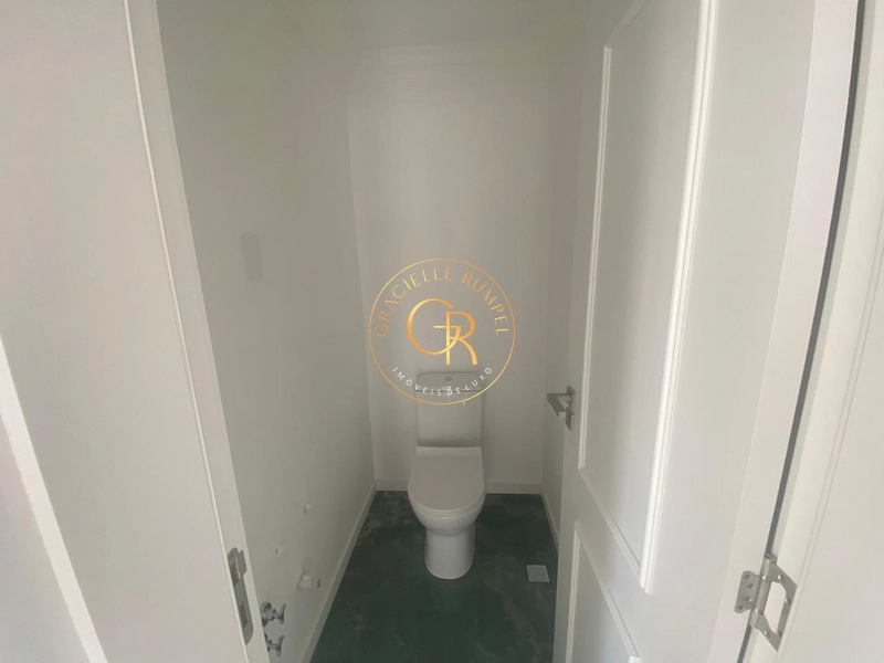 Apartamento de 2 suítes - região central de Gramado: 1ª foto da galeria de imagens do imóvel