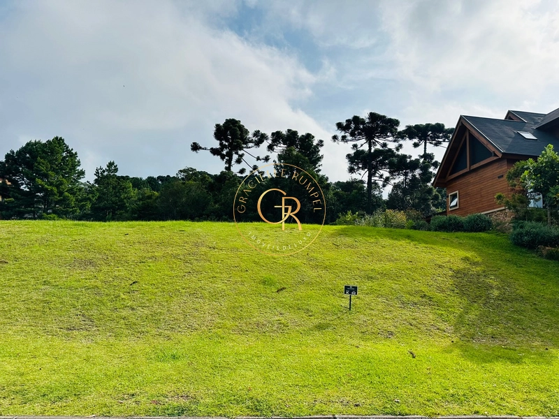 Terreno em condomínio no Centro de Canela: 2ª foto da galeria de imagens do imóvel