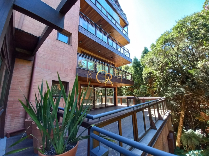 Apartamento com 3 suítes no centro de Gramado!: 1ª foto da galeria de imagens do imóvel