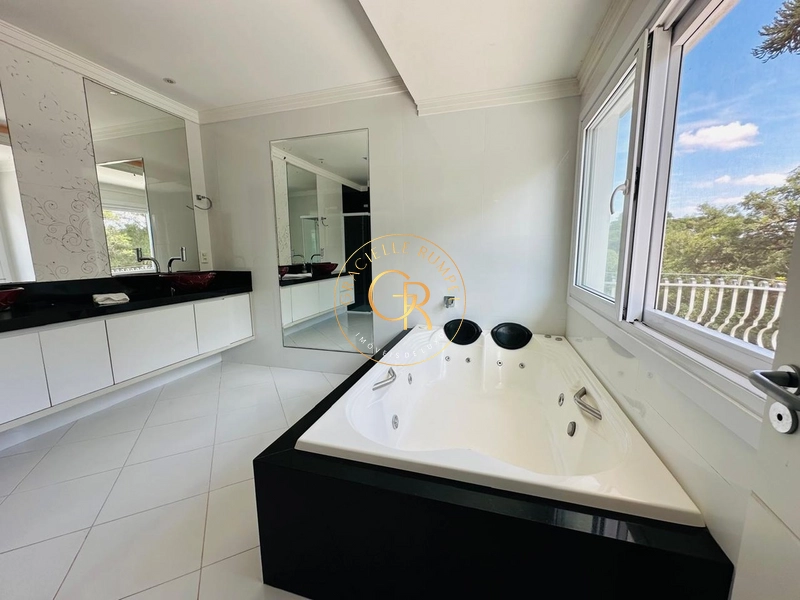 Casa de Alto Padrão em Condomínio em Canela!: 26ª foto da galeria de imagens do imóvel