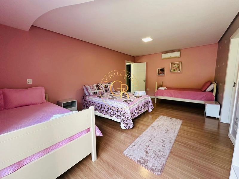 Casa de Alto Padrão em Condomínio em Canela!: 28ª foto da galeria de imagens do imóvel
