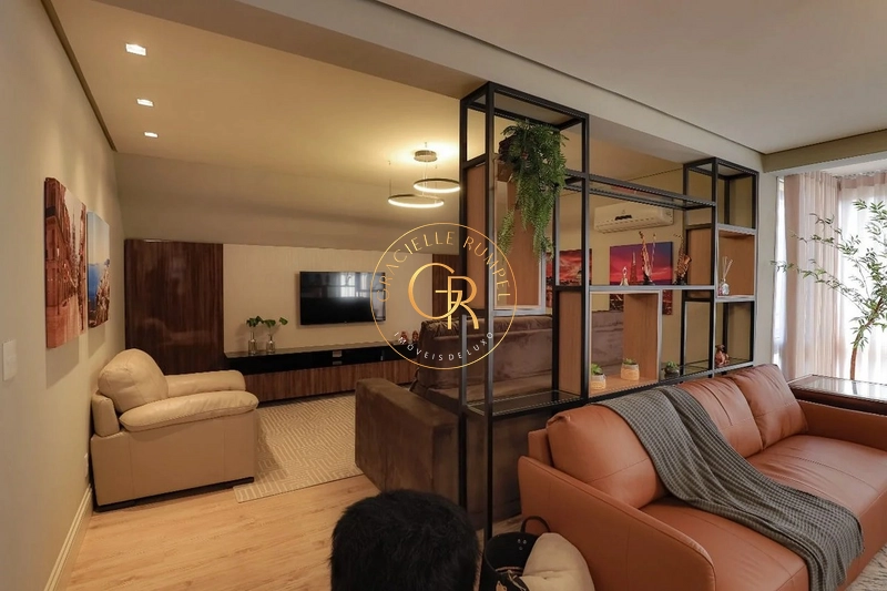 Apartamento Duplex mobiliado no Centro de Gramado!: 4ª foto da galeria de imagens do imóvel