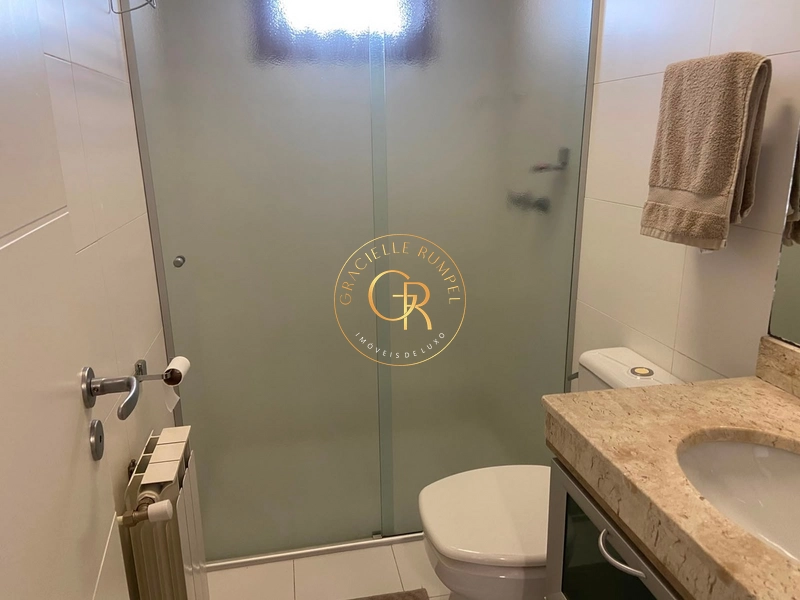 Cobertura duplex no centro de Gramado.: 29ª foto da galeria de imagens do imóvel