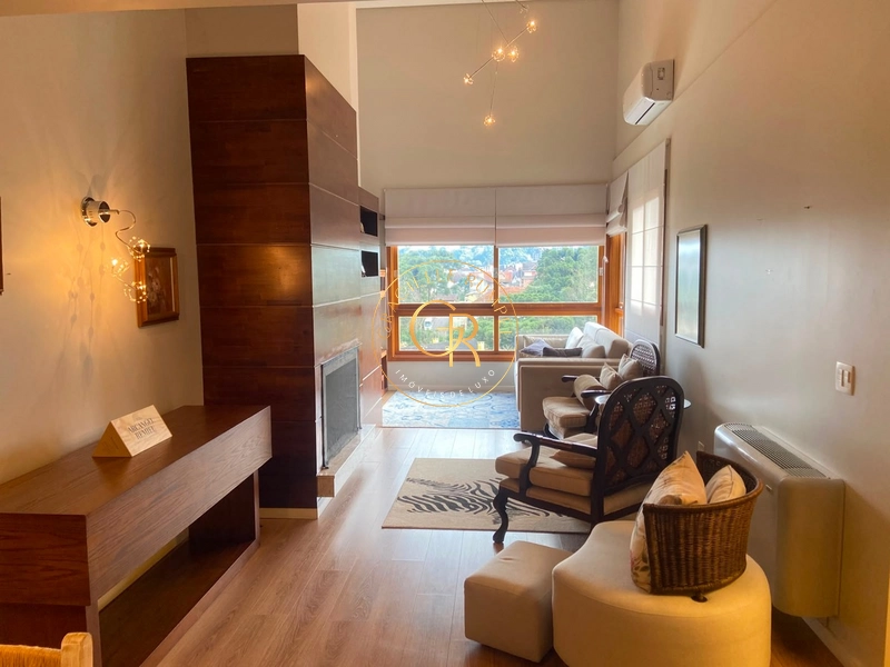 Cobertura duplex no centro de Gramado.: 4ª foto da galeria de imagens do imóvel