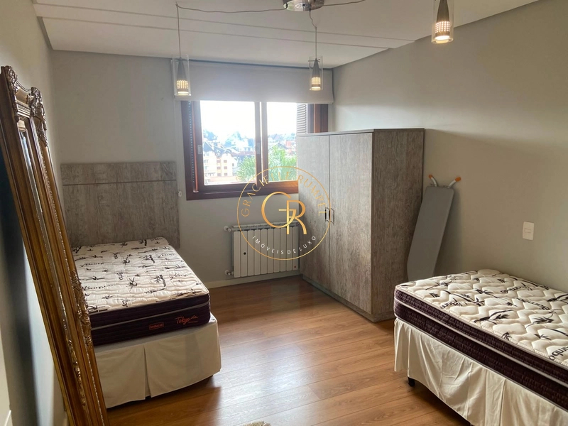 Cobertura duplex no centro de Gramado.: 14ª foto da galeria de imagens do imóvel