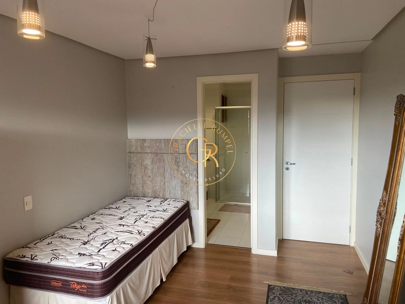 Cobertura duplex no centro de Gramado.: 15ª foto da galeria de imagens do imóvel