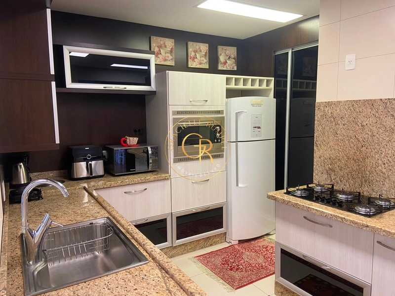 Cobertura duplex no centro de Gramado.: 8ª foto da galeria de imagens do imóvel