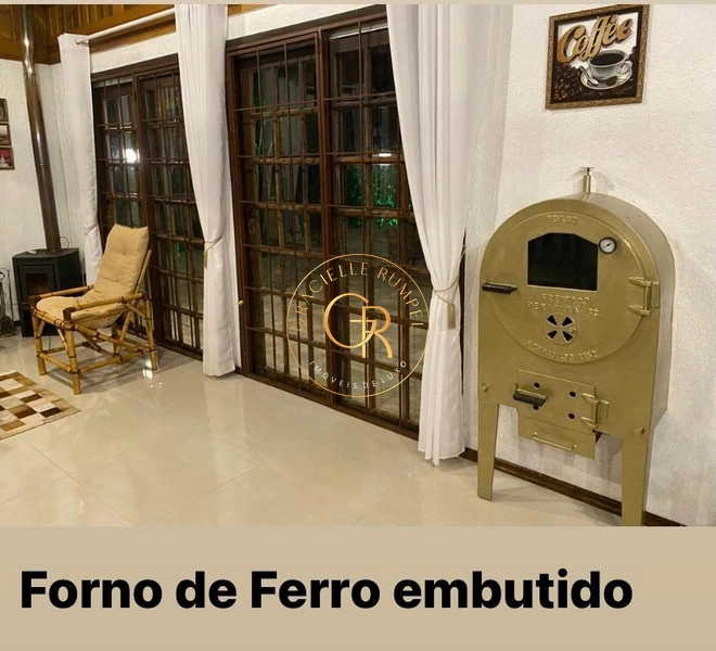 Belíssima Casa com  04 dormitórios em Gramado!: 17ª foto da galeria de imagens do imóvel
