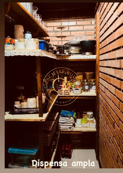 Belíssima Casa com  04 dormitórios em Gramado!: 11ª foto da galeria de imagens do imóvel