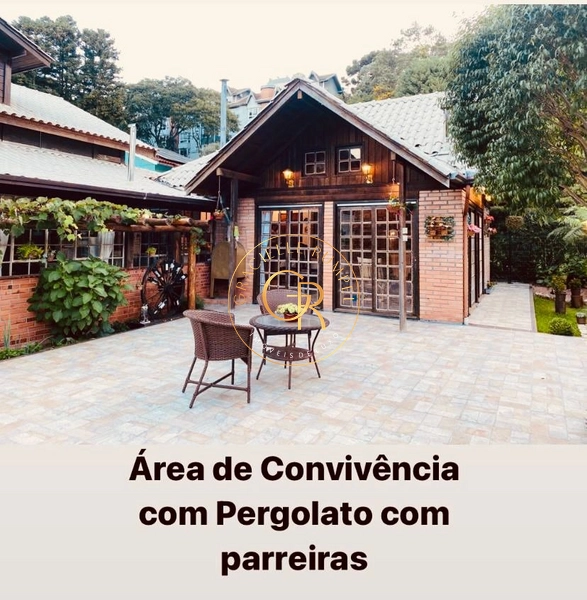 Belíssima Casa com  04 dormitórios em Gramado!: 30ª foto da galeria de imagens do imóvel