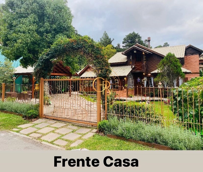 Belíssima Casa com  04 dormitórios em Gramado!: 2ª foto da galeria de imagens do imóvel