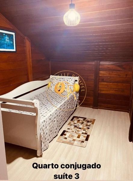 Belíssima Casa com  04 dormitórios em Gramado!: 24ª foto da galeria de imagens do imóvel