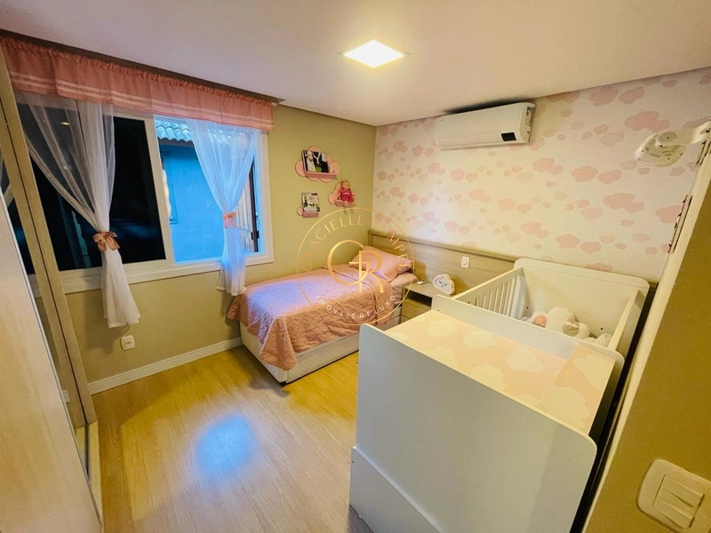 Casa com 4 dormitórios em Canela!: 11ª foto da galeria de imagens do imóvel
