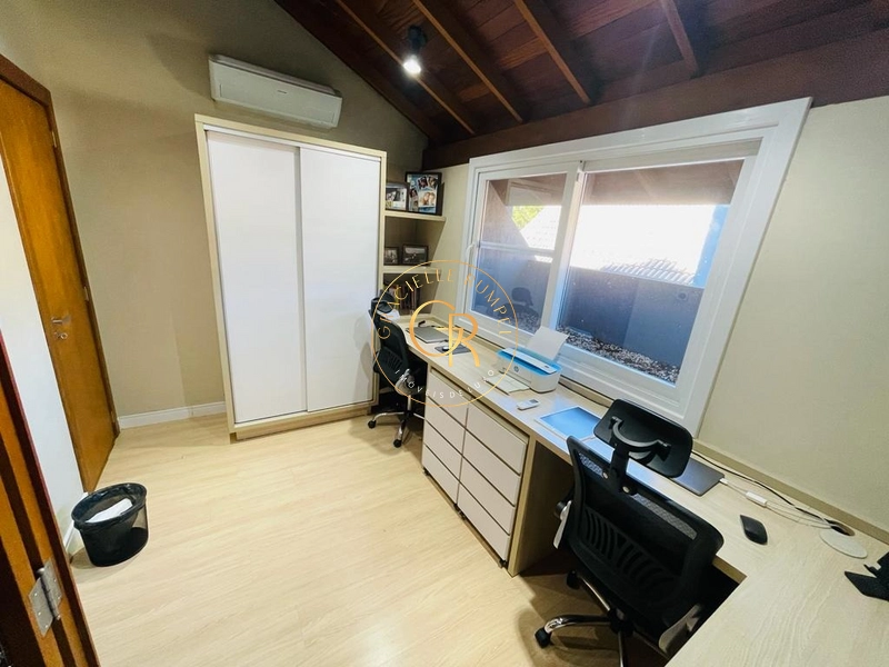 Casa com 4 dormitórios em Canela!: 15ª foto da galeria de imagens do imóvel
