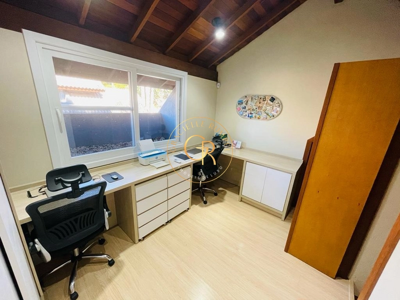 Casa com 4 dormitórios em Canela!: 13ª foto da galeria de imagens do imóvel