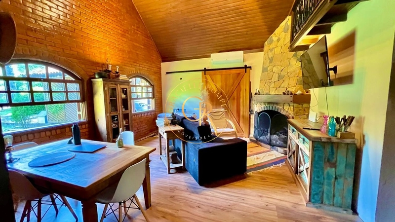 Casa de 2 dormitórios e pátio amplo no Jardim dos Pinheiros 2: 6ª foto da galeria de imagens do imóvel