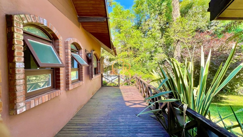 Casa de 2 dormitórios e pátio amplo no Jardim dos Pinheiros 2: 4ª foto da galeria de imagens do imóvel