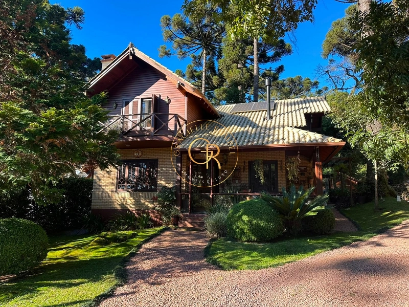 Excelente residência em meio à natureza, a apenas 4 minutos do centro: 6ª foto da galeria de imagens do imóvel