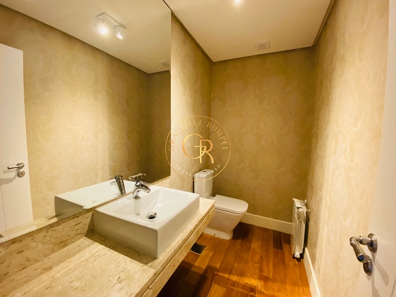 Apartamento com 5 dormitórios no centro de Gramado: 31ª foto da galeria de imagens do imóvel