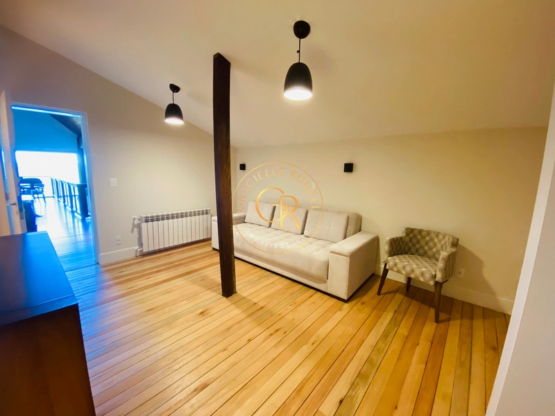 Apartamento com 5 dormitórios no centro de Gramado: 11ª foto da galeria de imagens do imóvel