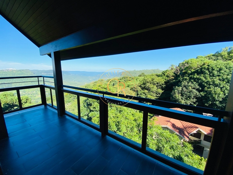 Apartamento com 5 dormitórios no centro de Gramado: 23ª foto da galeria de imagens do imóvel