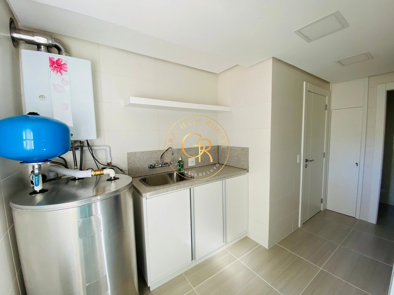 Apartamento com 5 dormitórios no centro de Gramado: 7ª foto da galeria de imagens do imóvel