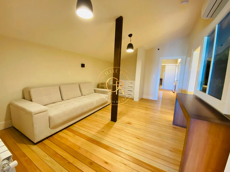 Apartamento com 5 dormitórios no centro de Gramado: 10ª foto da galeria de imagens do imóvel