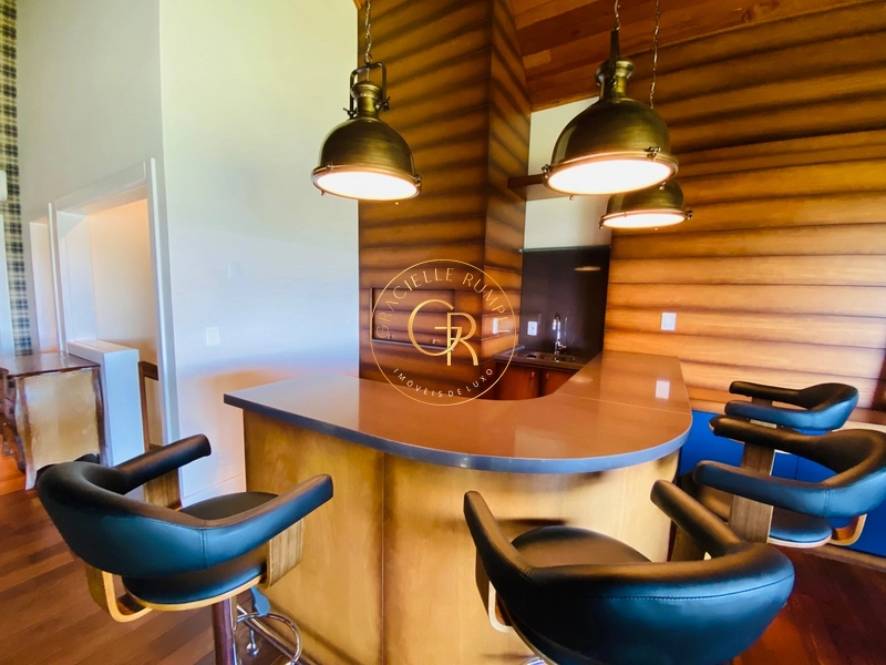Apartamento com 5 dormitórios no centro de Gramado: 18ª foto da galeria de imagens do imóvel