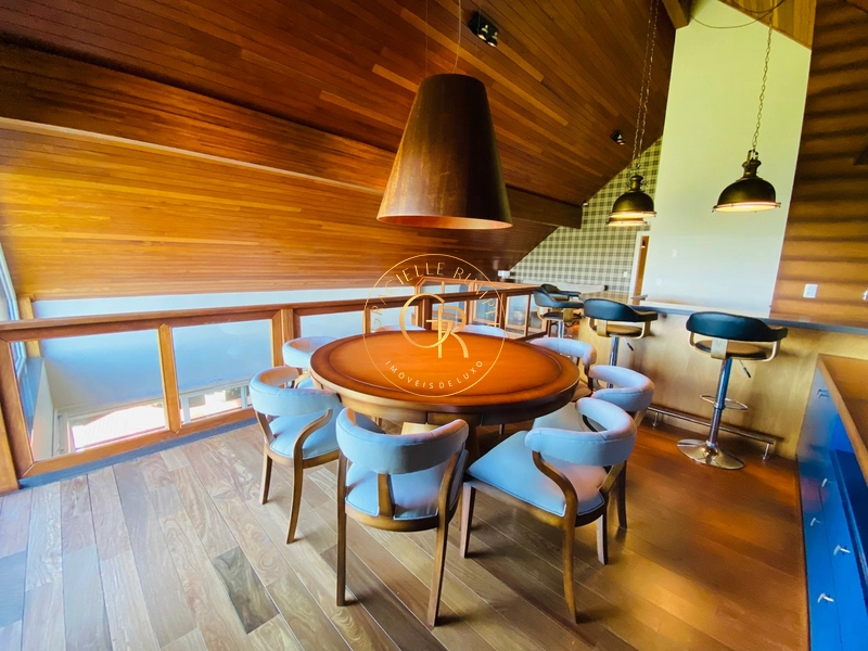 Apartamento com 5 dormitórios no centro de Gramado: 19ª foto da galeria de imagens do imóvel