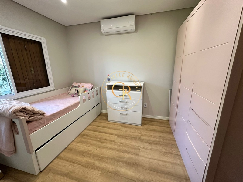 CASA AMPLA ACONCHEGANTE E BEM LOCALIZADA: 12ª foto da galeria de imagens do imóvel