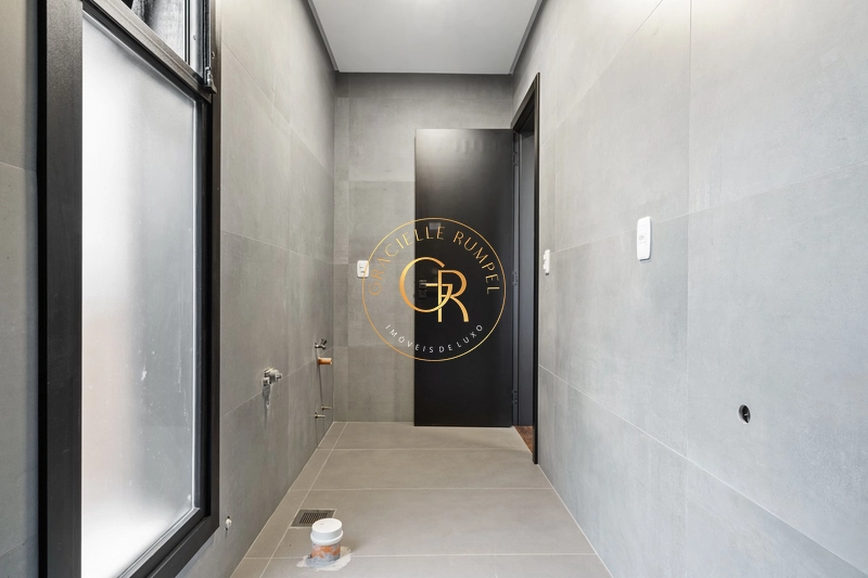 Belíssima casa em condomínio em Gramado!: 2ª foto da galeria de imagens do imóvel