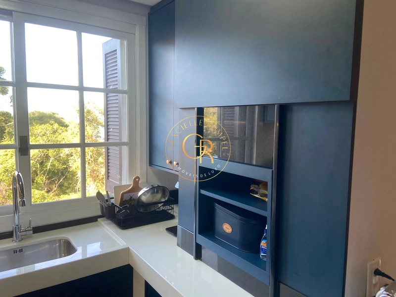 Apartamento de cobertura com 2 suítes, mobiliado: 2ª foto da galeria de imagens do imóvel