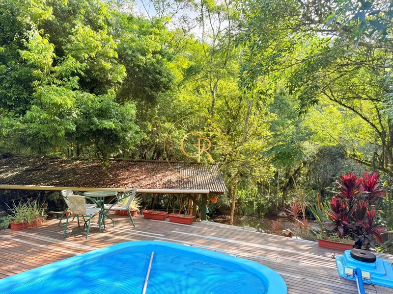 EXCLUSIVIDADE E NATUREZA EM UMA ÁREA DE 1000M²: 2ª foto da galeria de imagens do imóvel